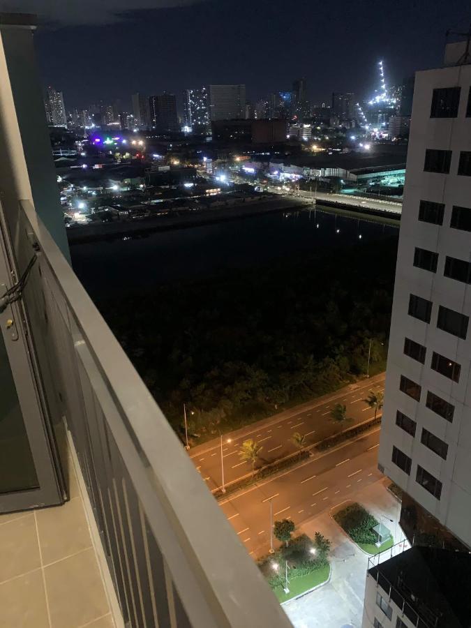 Staycation Shore 2 Moa Pasay Manila Exterior foto